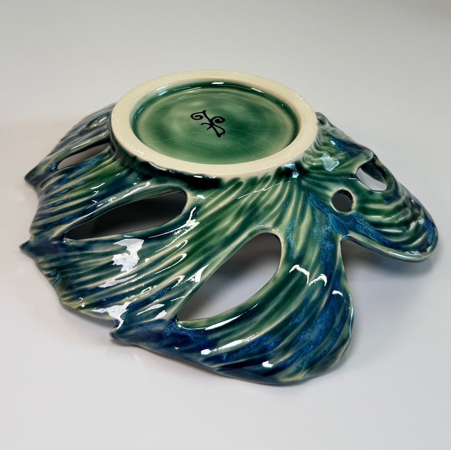 20 Milk Frog on Monstera Leaf - White Stoneware