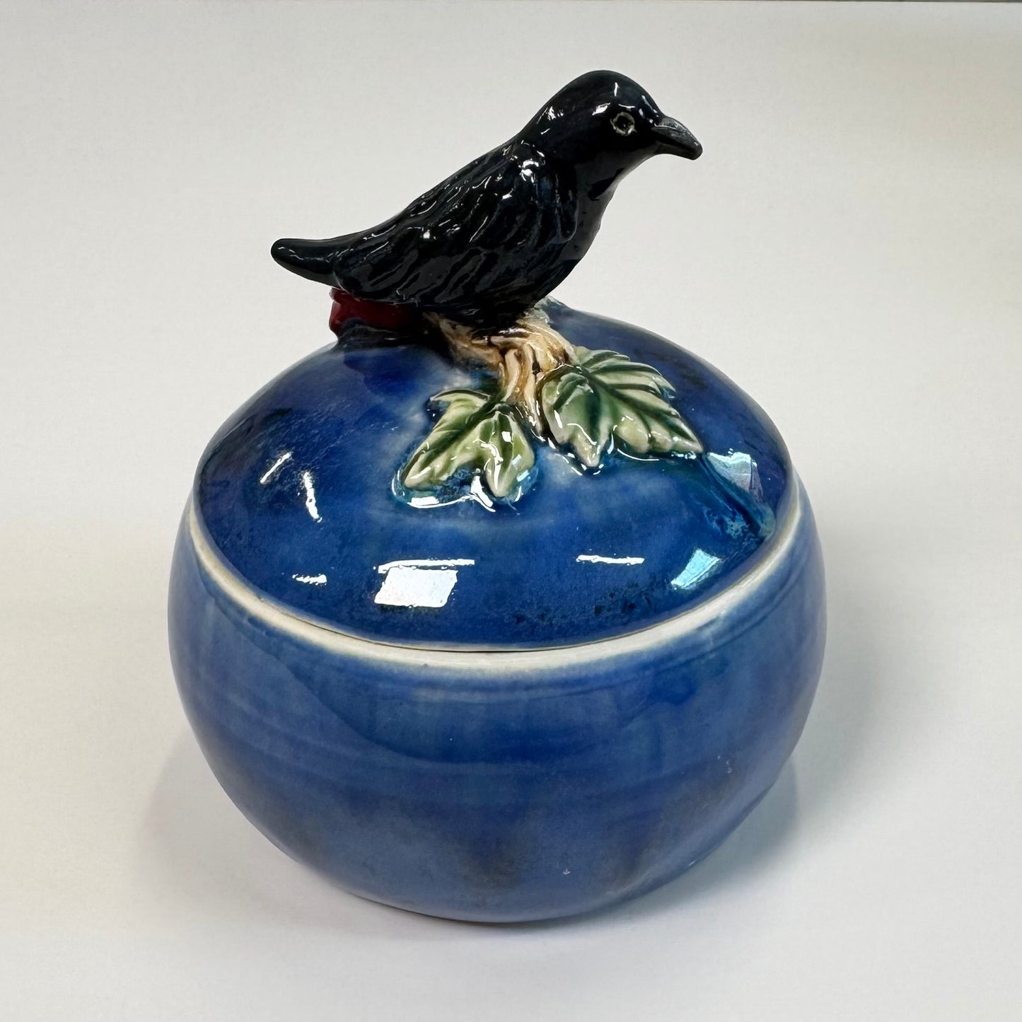 07 Sculpted raven trinket jar - Stoneware
