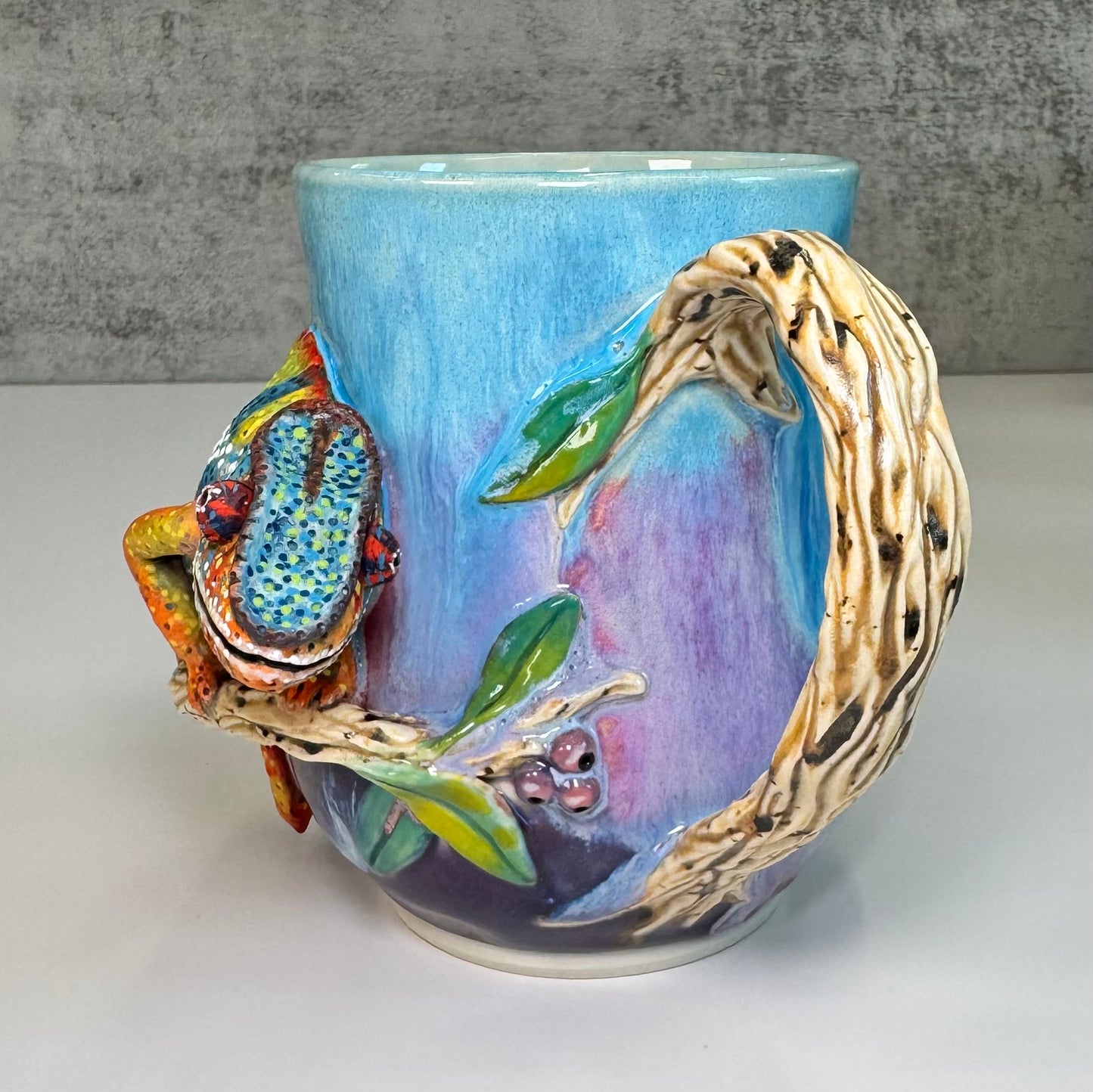 Sculpted Panther Chameleon Mug - Stoneware