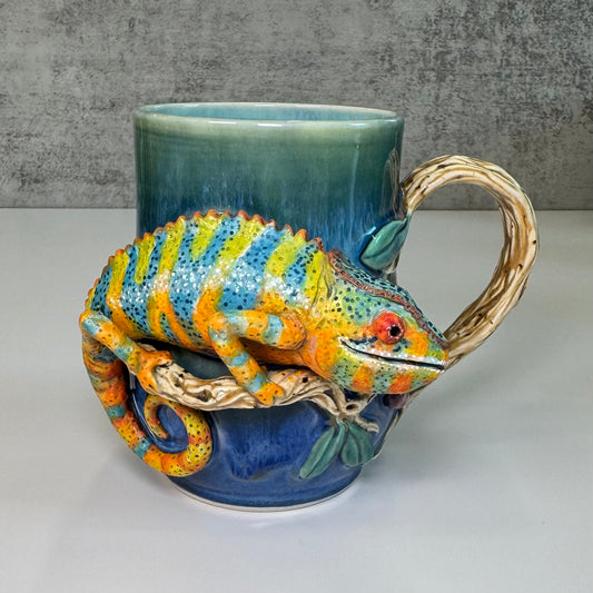 Sculpted Panther Chameleon Mug - Stoneware