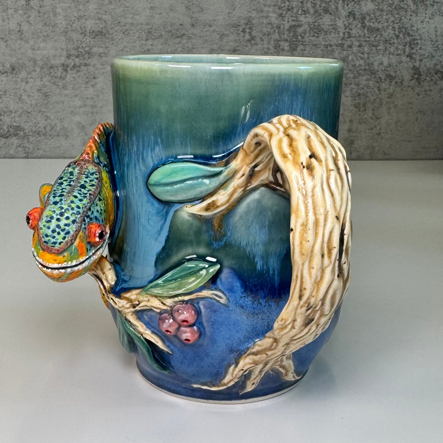 Sculpted Panther Chameleon Mug - Stoneware