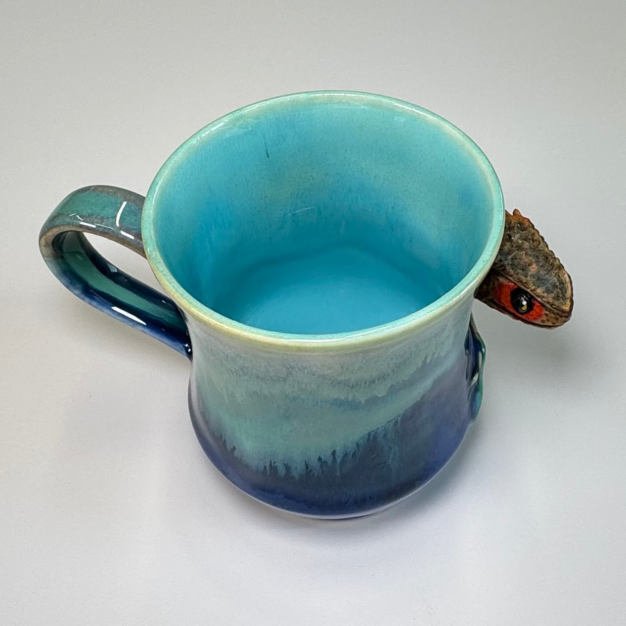Sculpted Red-eyed Skink Mug - Porcelain - Discounted