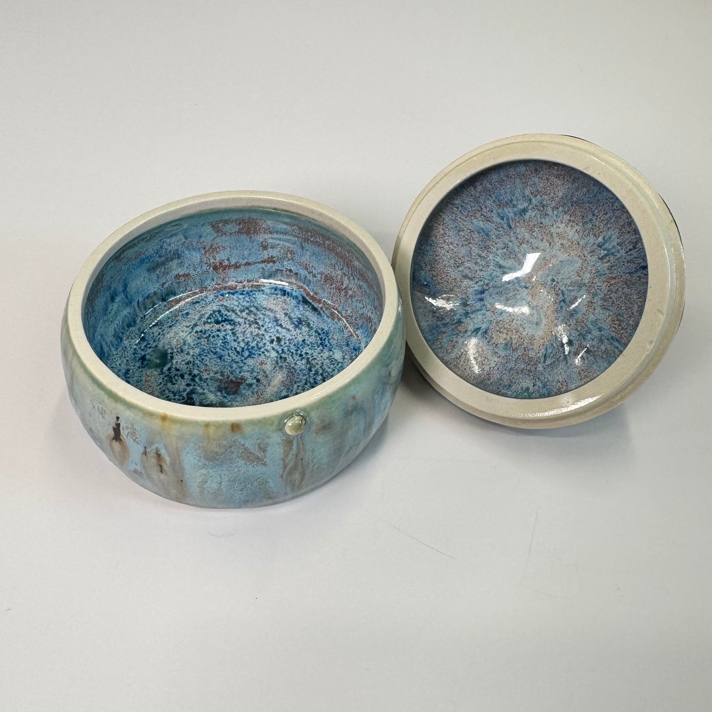 06 Sculpted sleeping fox trinket jar - Stoneware - Discounted