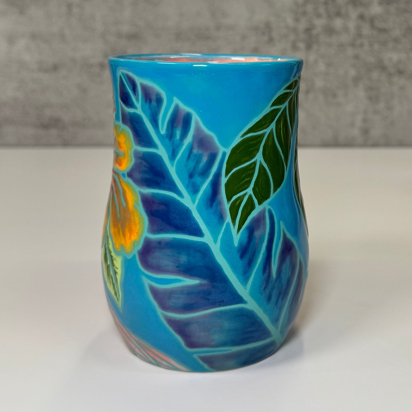 Cuerda Seca Flamingo tumbler - White Stoneware