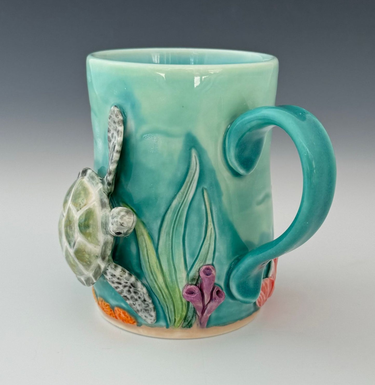 Z Porcelain Sea Turtle Sculpted Mug