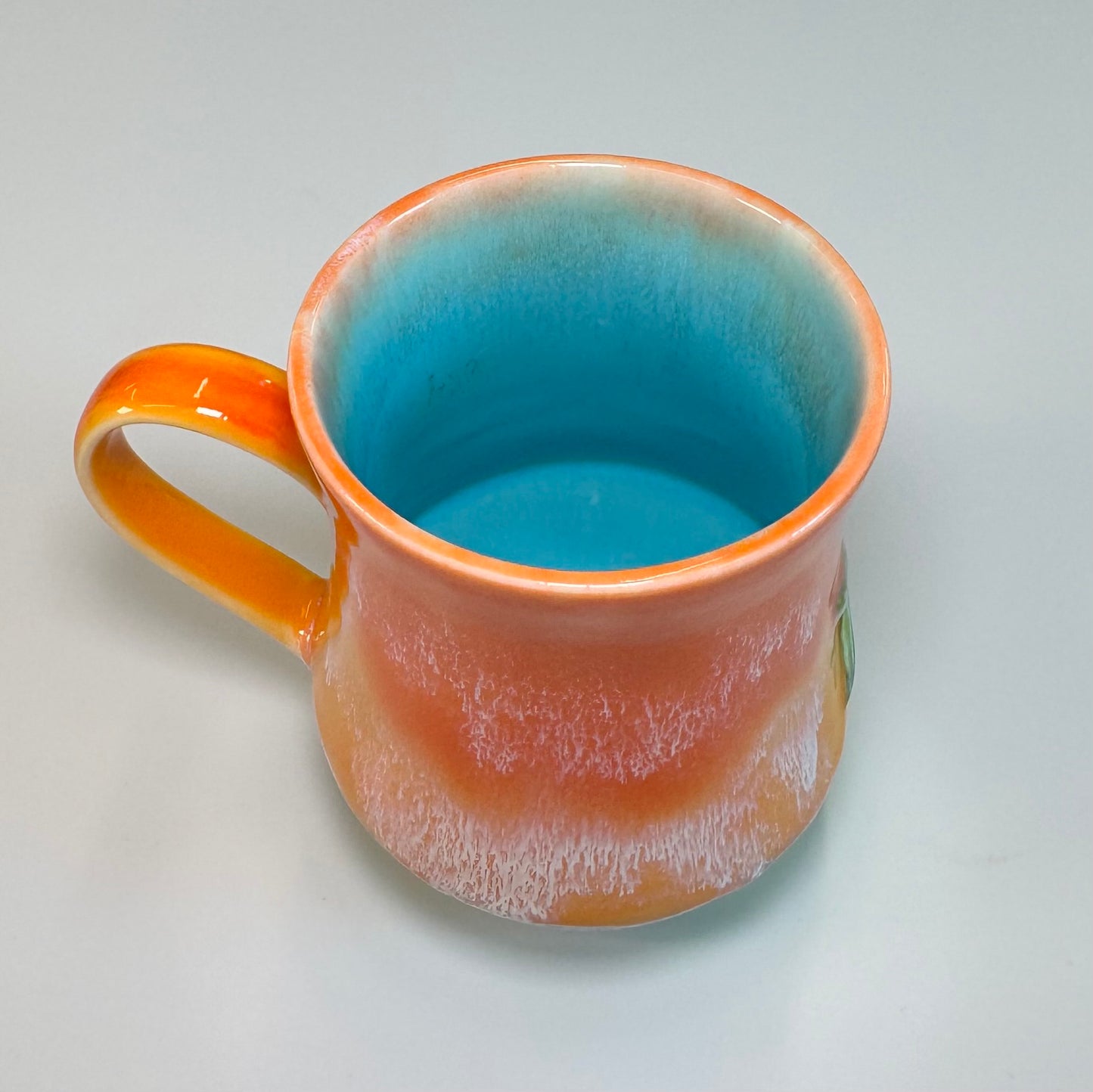 Sculpted Milk Frog Mug - Porcelain