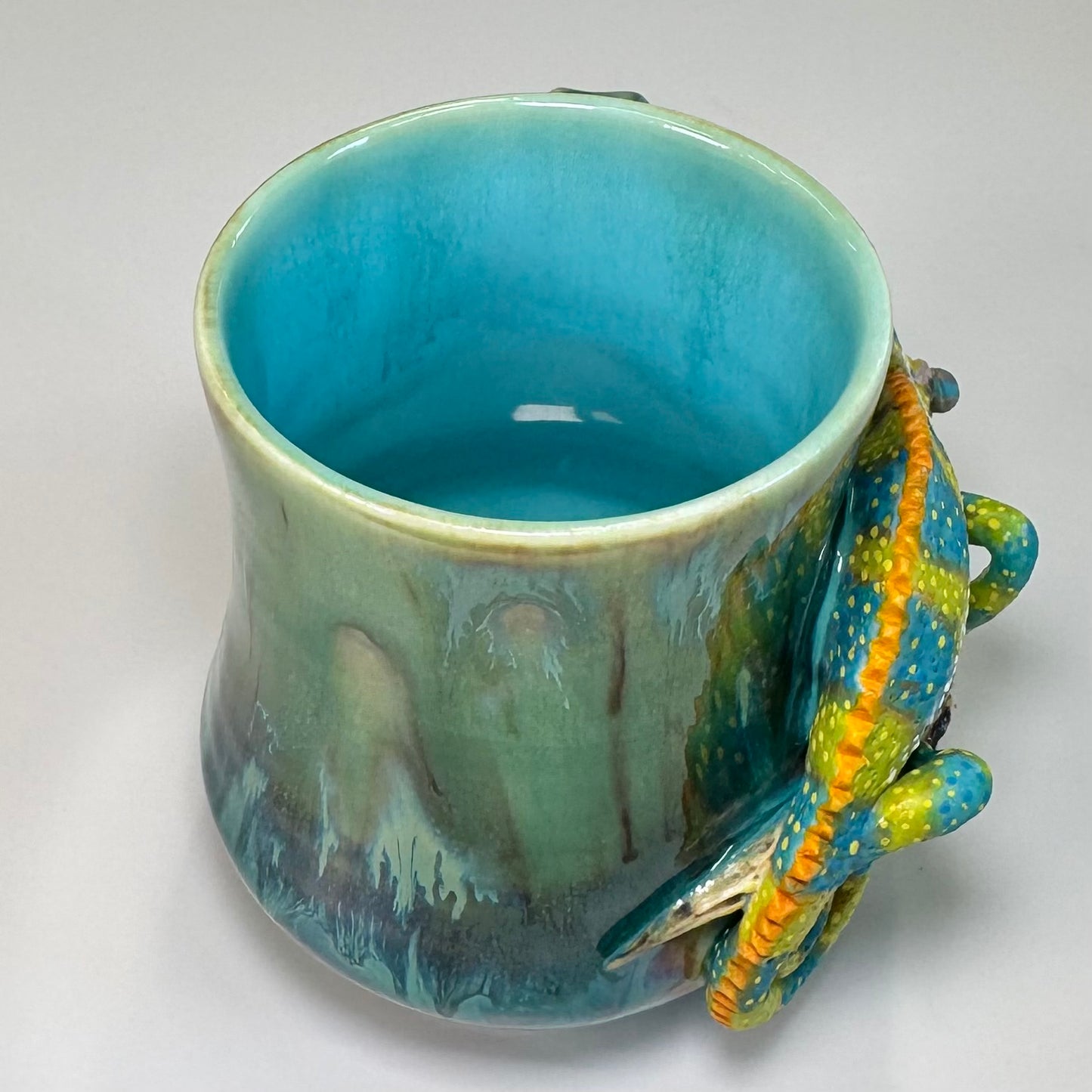 Sculpted Veiled Chameleon Mug - Porcelain