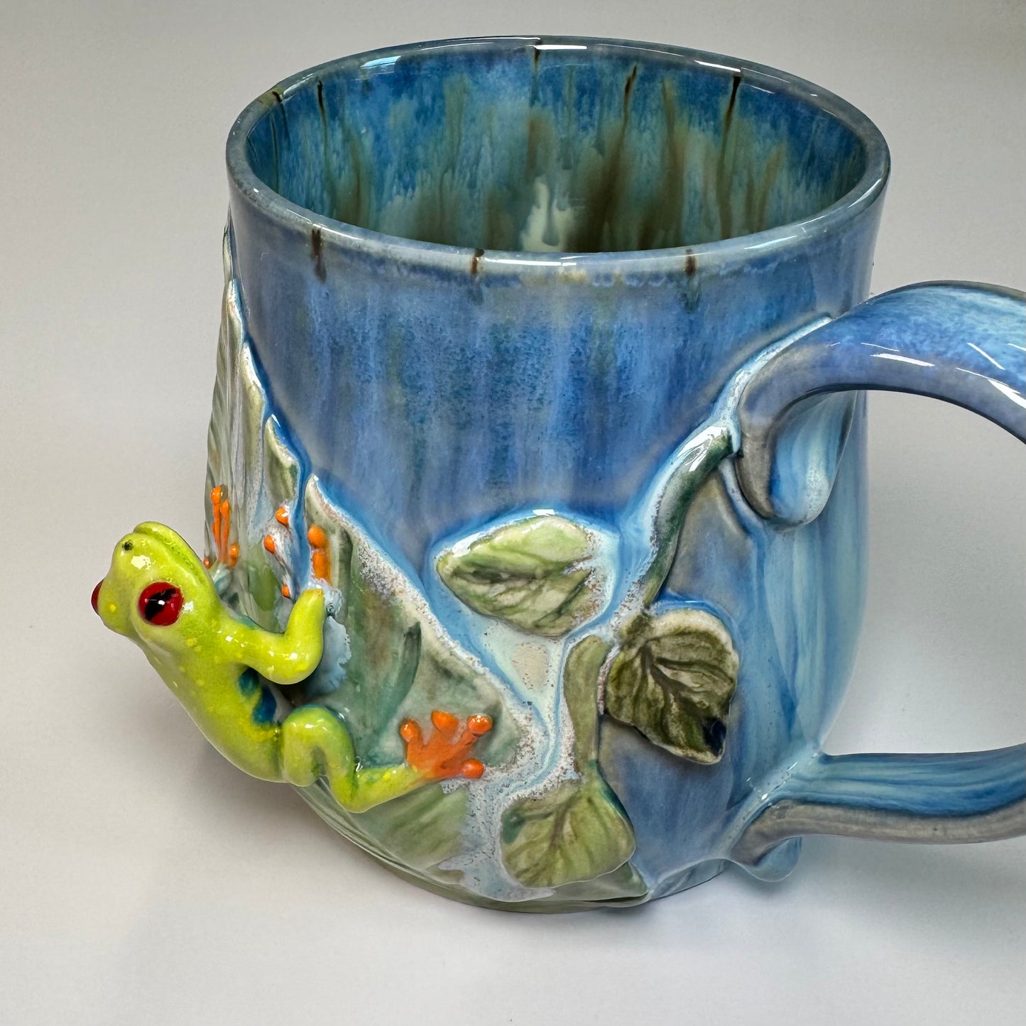 Sculpted Red-eyed Tree Frog Mug - Stoneware - Discounted