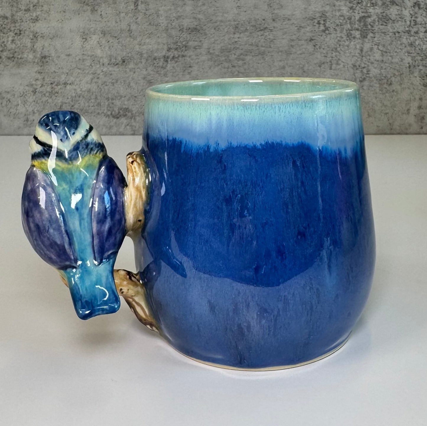 Sculpted bird cup - Stoneware