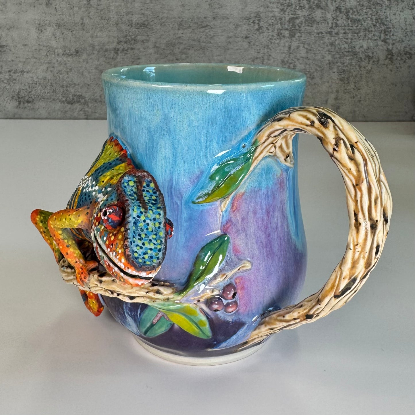 Sculpted Panther Chameleon Mug - Stoneware