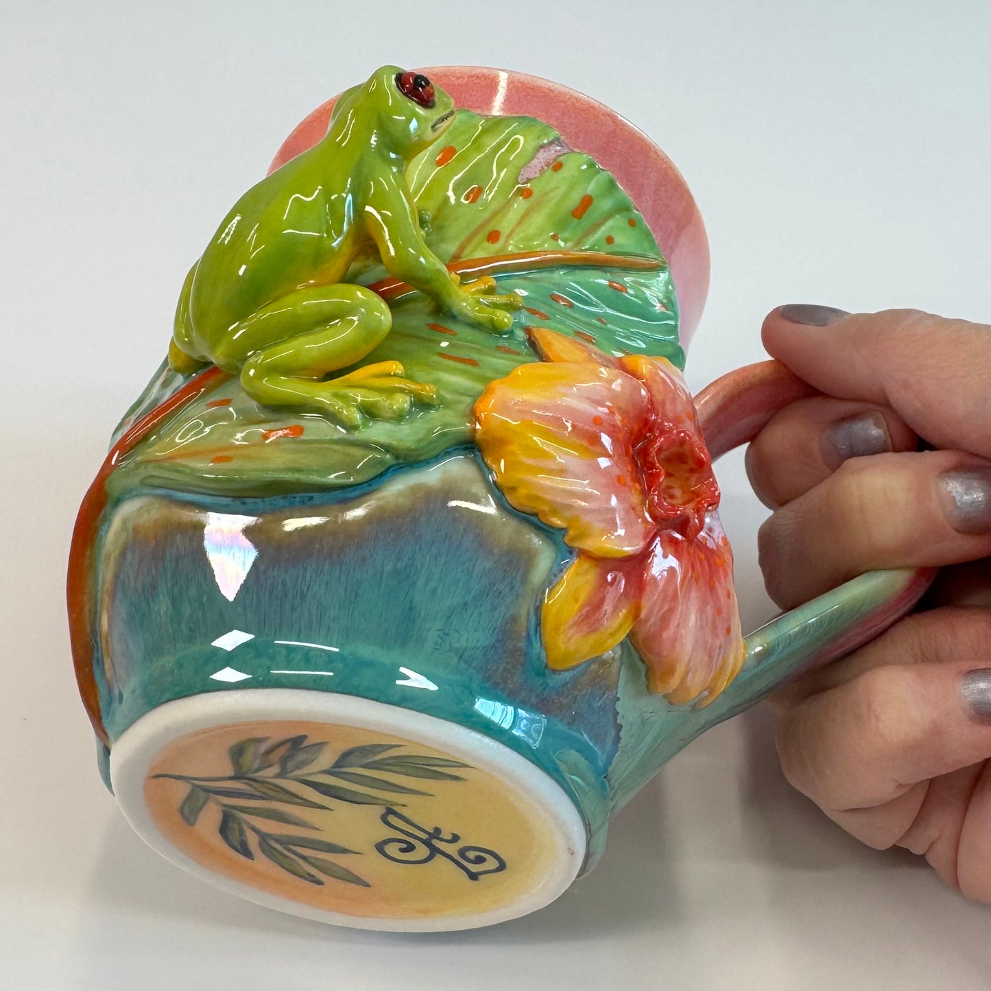 Sculpted Red-eyed Tree Frog Mug - Porcelain