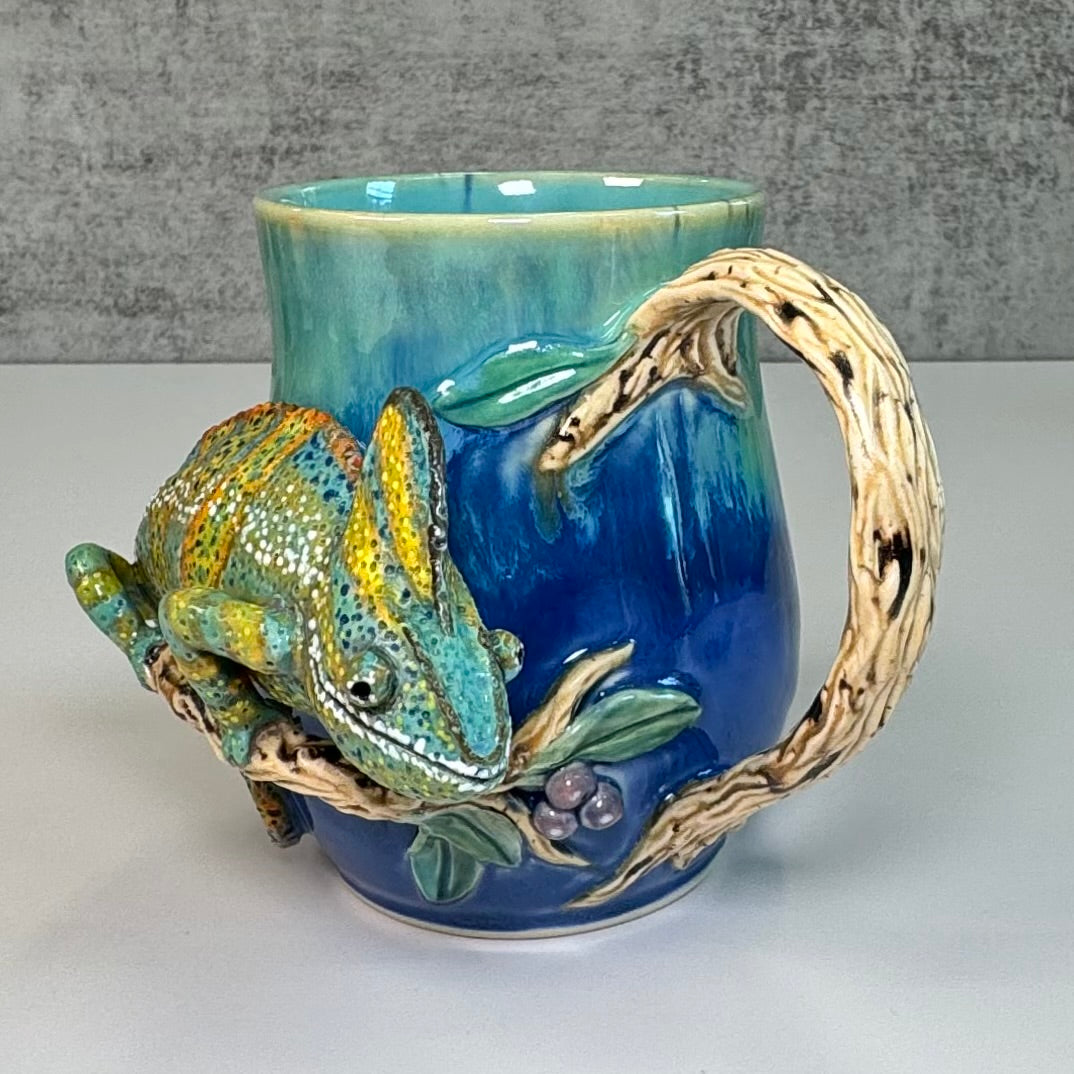Sculpted Veiled Chameleon Mug - Stoneware