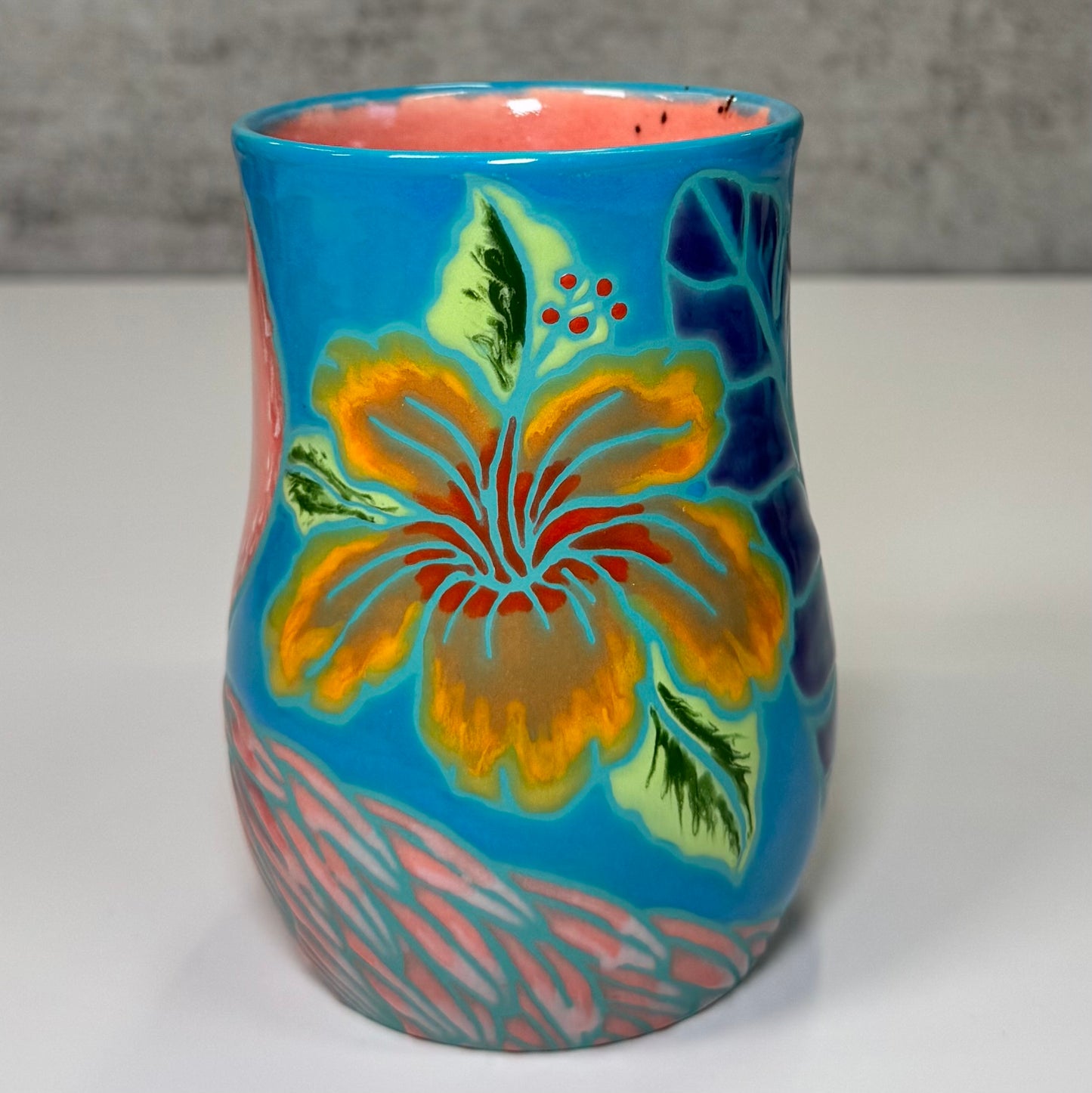 Cuerda Seca Flamingo tumbler - White Stoneware