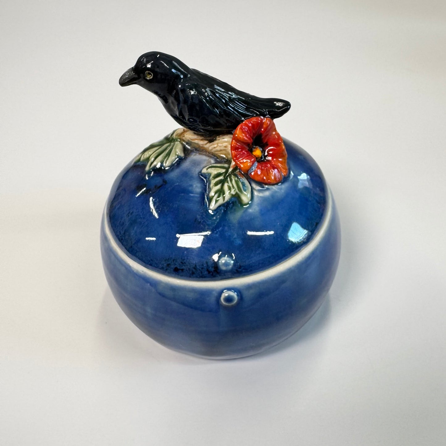 07 Sculpted raven trinket jar - Stoneware