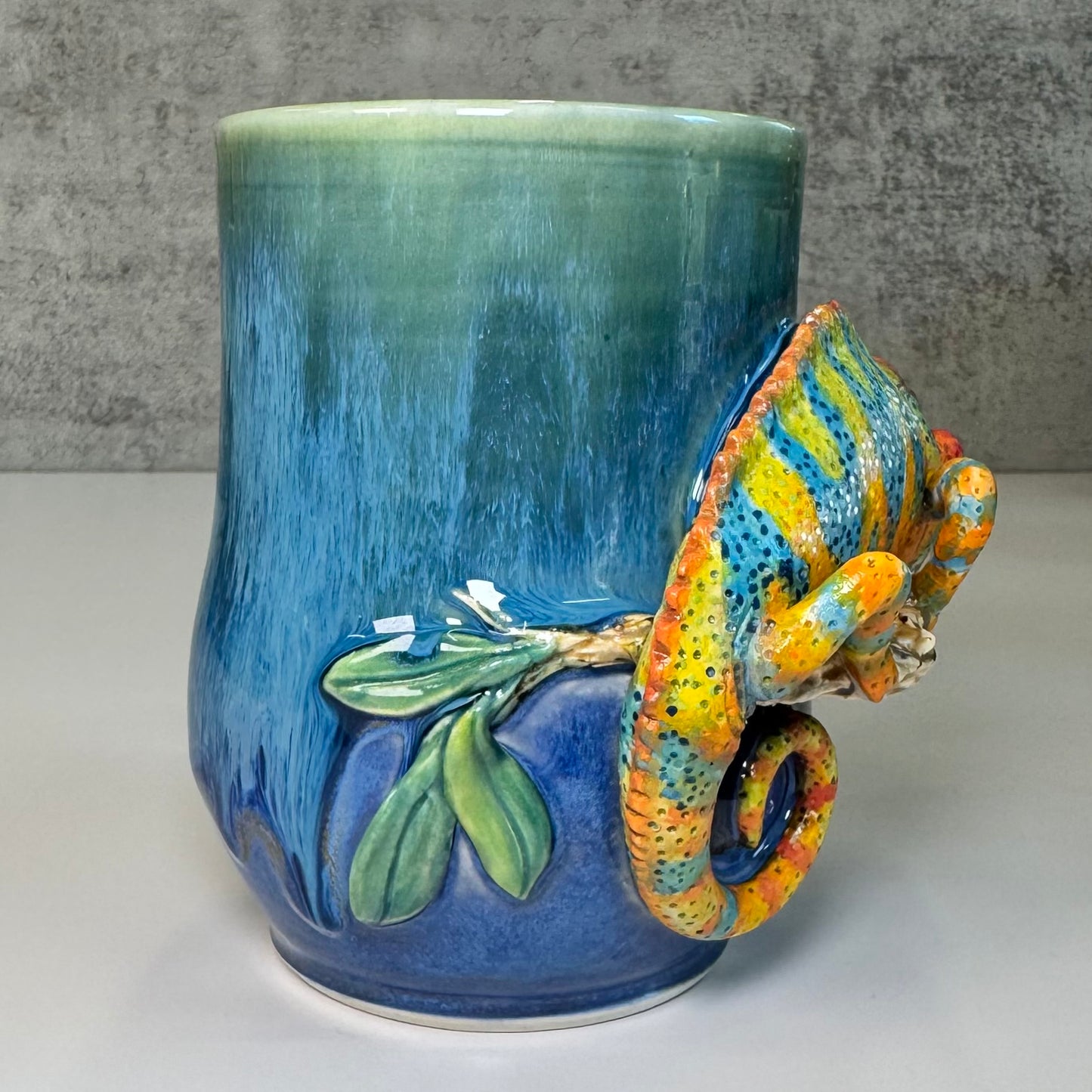 Sculpted Panther Chameleon Mug - Stoneware