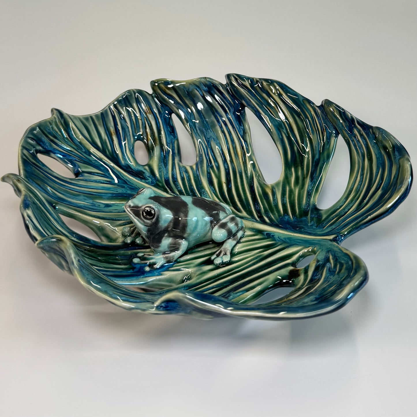 20 Milk Frog on Monstera Leaf - White Stoneware