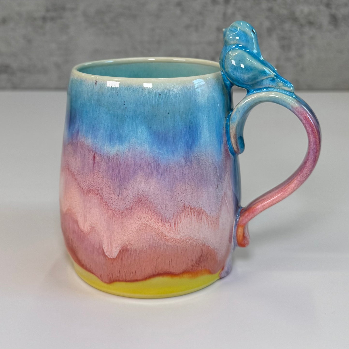 11 Sculpted bird mug - Stoneware
