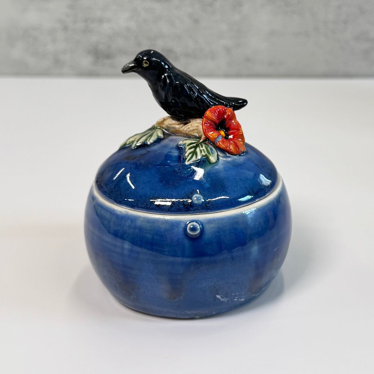 07 Sculpted raven trinket jar - Stoneware